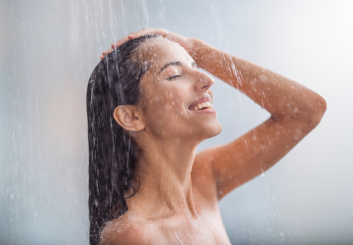 OLEJEK POD PRYSZNIC Z KWIATAMI [HPCI-04]