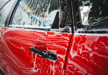 ALKALICKÁ ZMÁČACIA KVAPALINA