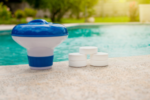 Le traitement de l'eau d'une piscine aux UV