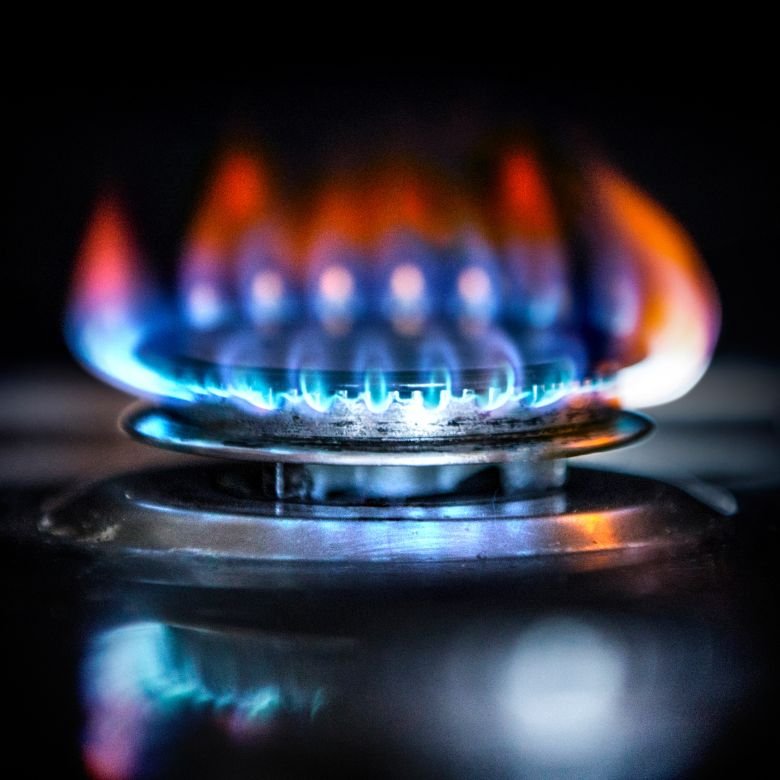 Gas burner flame